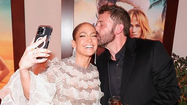 Ben Affleck's Dunkin' ad reportedly now a Super Bowl commercial with Jennifer Lopez