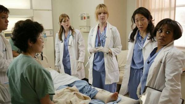 Ellen Pompeo, Katherine Heigl reflect on 'Grey's Anatomy' in "Actors on Actors" chat